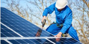 Installation Maintenance Panneaux Solaires Photovoltaïques à Quincieu